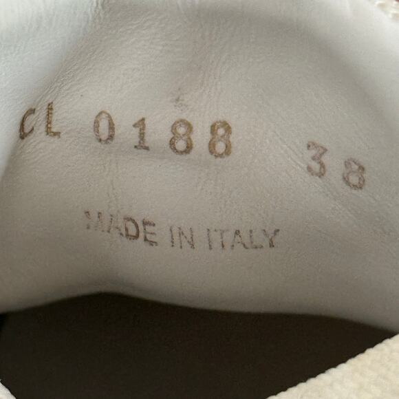 Size 38W - Louis Vuitton Women's Runaway Monogram Trainer - Picture 6 of 6